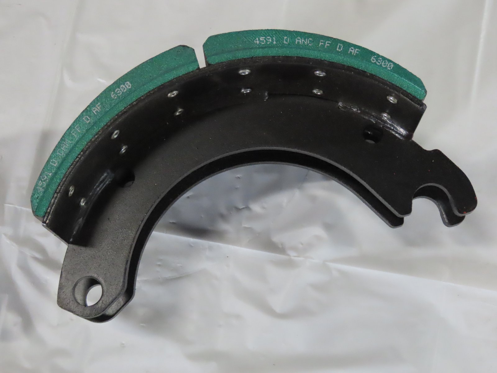 New Brake Shoe W/Hardware Kit